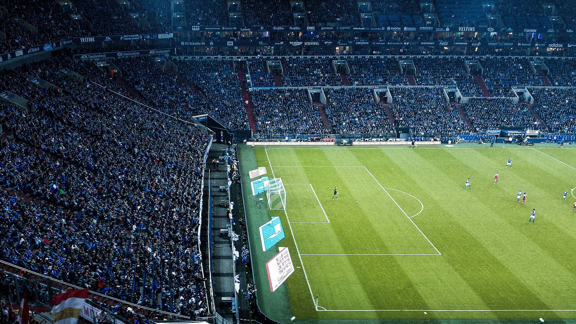 开云官网APP下载-攻守大比拼：战术变化带来新局！，攻守站位